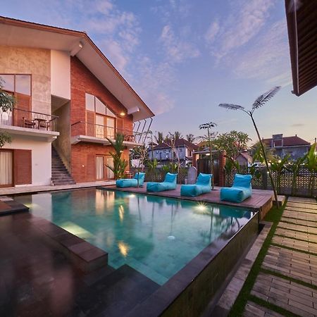 Kubu Tropis Hotel Ubud Buitenkant foto