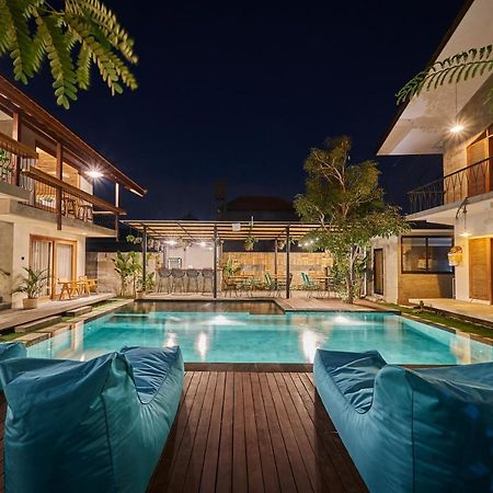Kubu Tropis Hotel Ubud Buitenkant foto