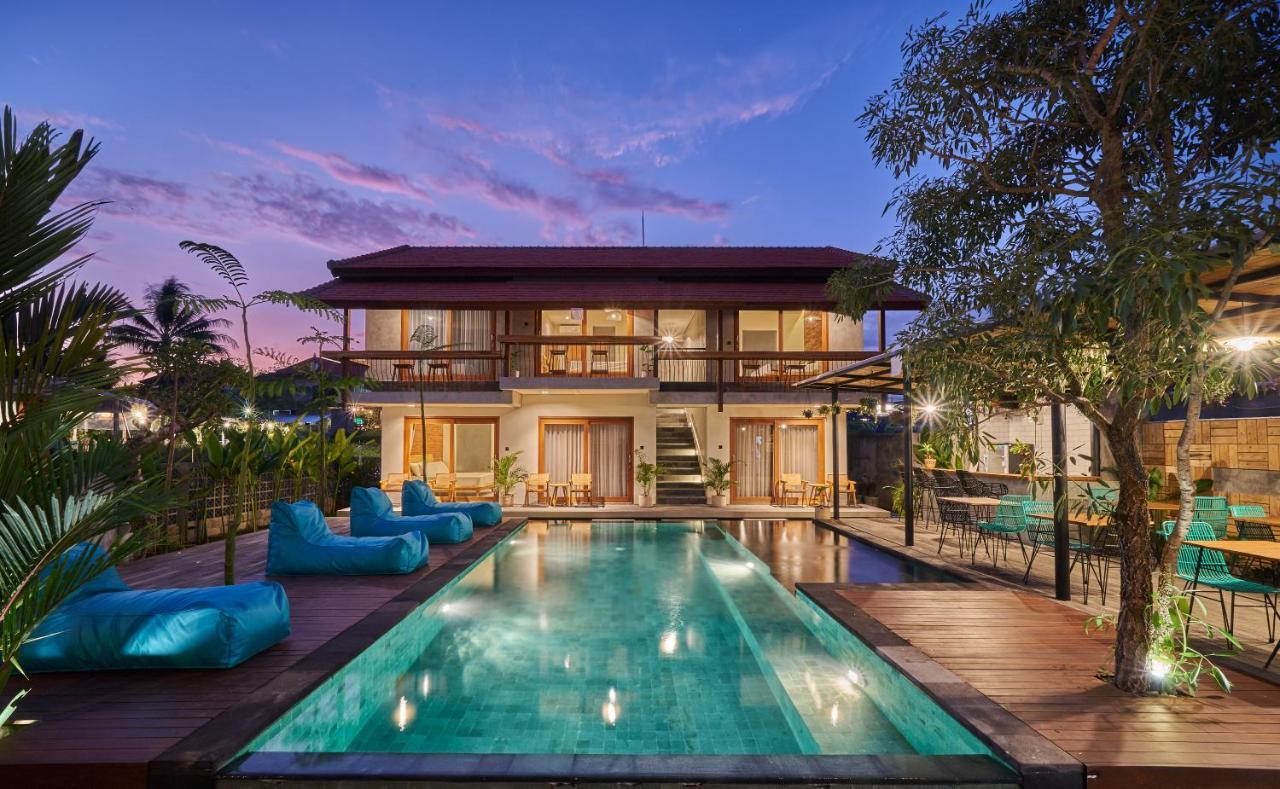 Kubu Tropis Hotel Ubud Buitenkant foto