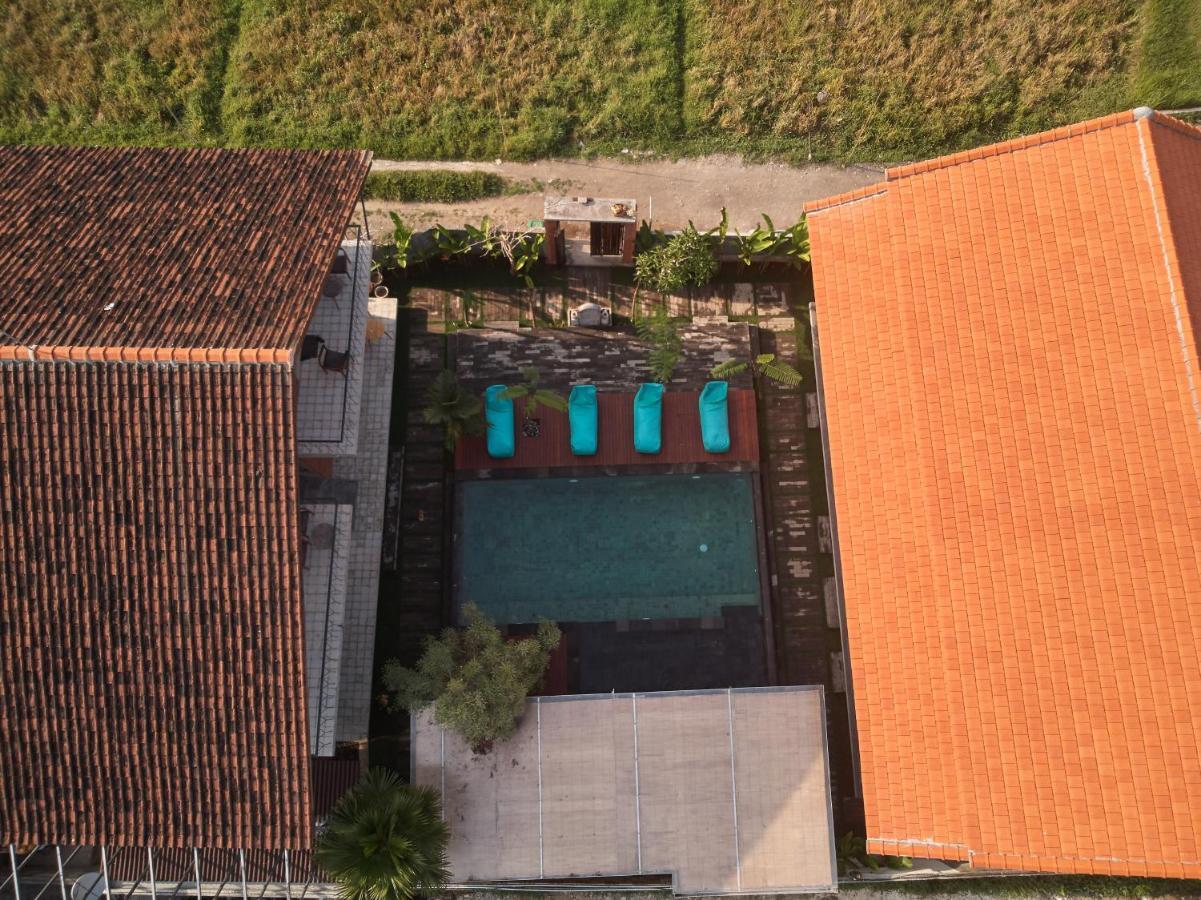Kubu Tropis Hotel Ubud Buitenkant foto