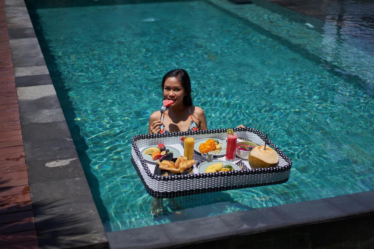 Kubu Tropis Hotel Ubud Buitenkant foto