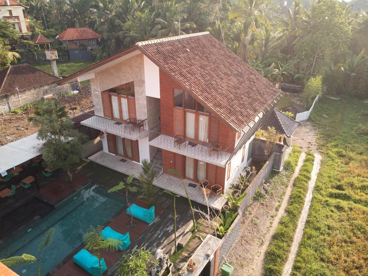 Kubu Tropis Hotel Ubud Buitenkant foto